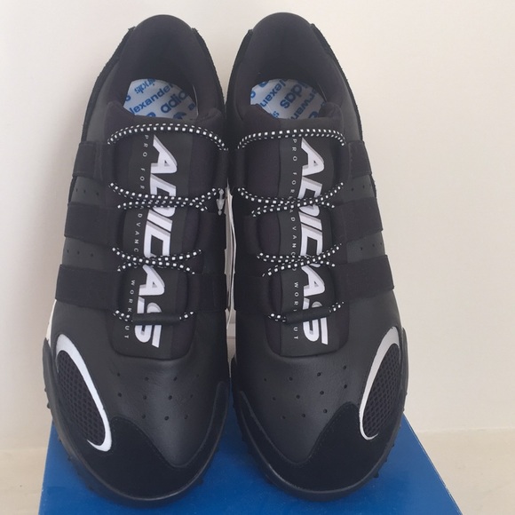 Adidas collaboration with Alexander wang 🔥🔥🔥 - Picture 6 of 6